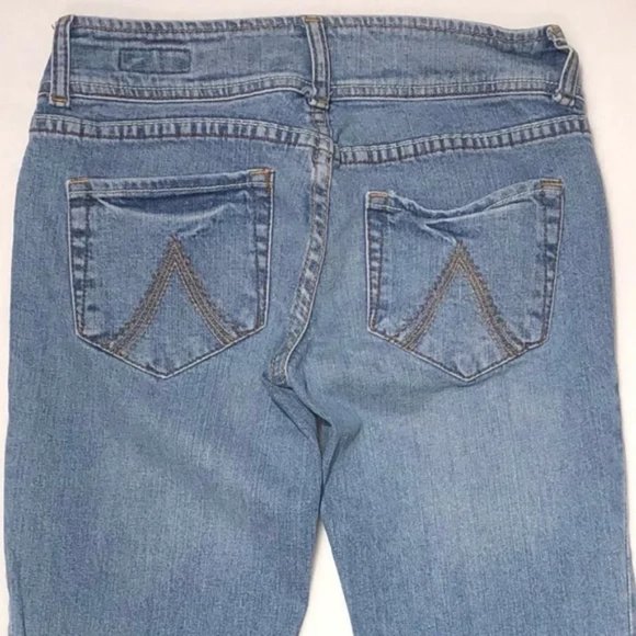 dELiA's Riley Medium Wash Denim Bootcut Low Rise Jeans - Picture 5 of 12